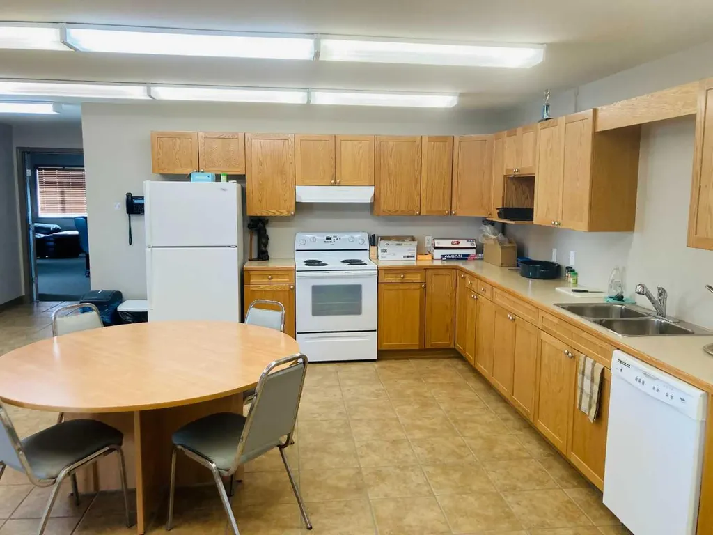 3430 33 Street Whitecourt AB T7S 0A2