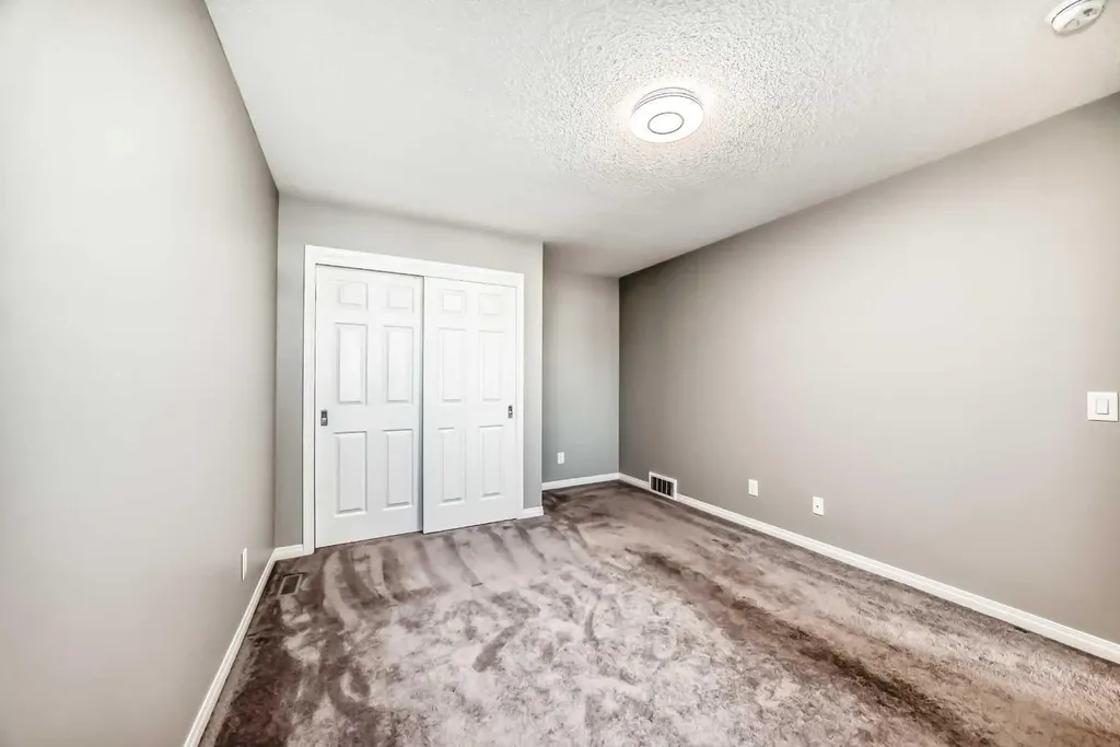 147 Windford Crescent SW Airdrie AB T4B4G4
