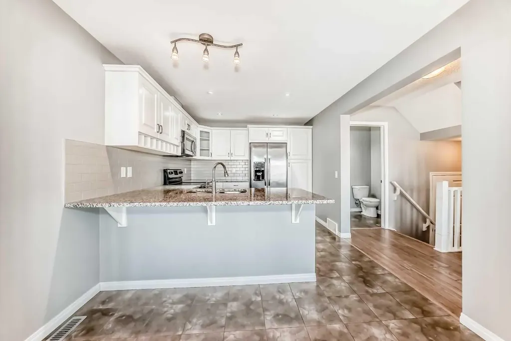 147 Windford Crescent SW Airdrie AB T4B4G4