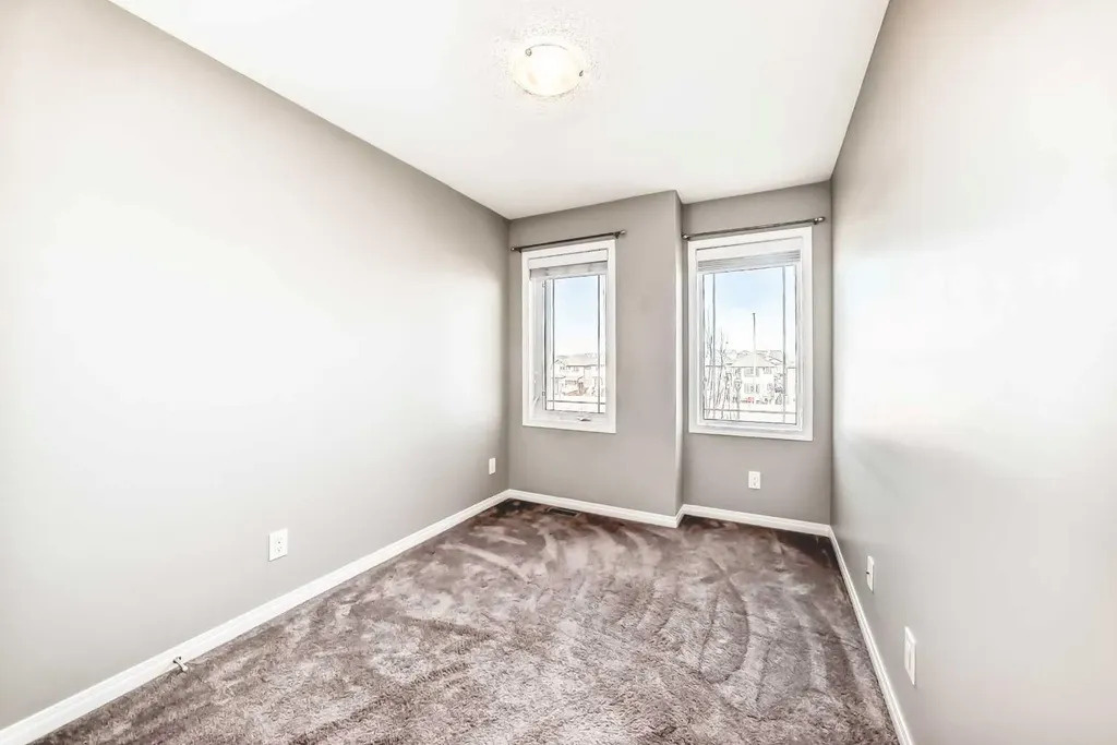 147 Windford Crescent SW Airdrie AB T4B4G4
