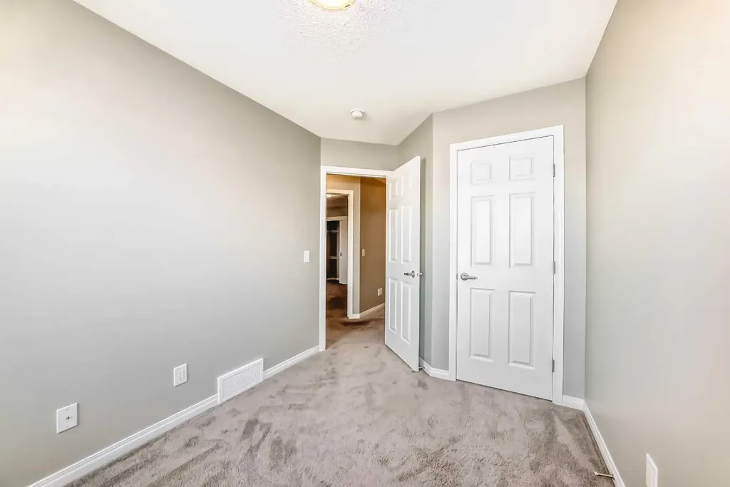 147 Windford Crescent SW Airdrie AB T4B4G4