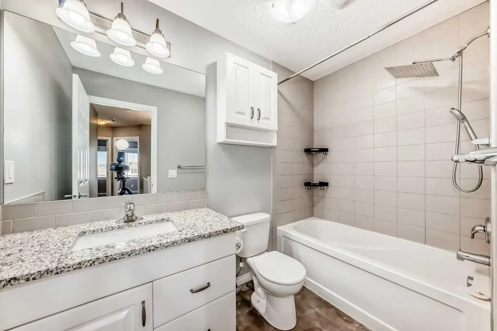 147 Windford Crescent SW Airdrie AB T4B4G4