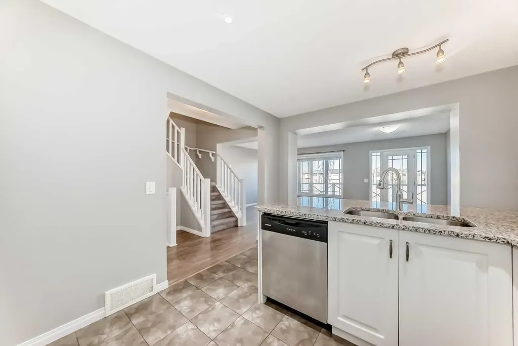 147 Windford Crescent SW Airdrie AB T4B4G4