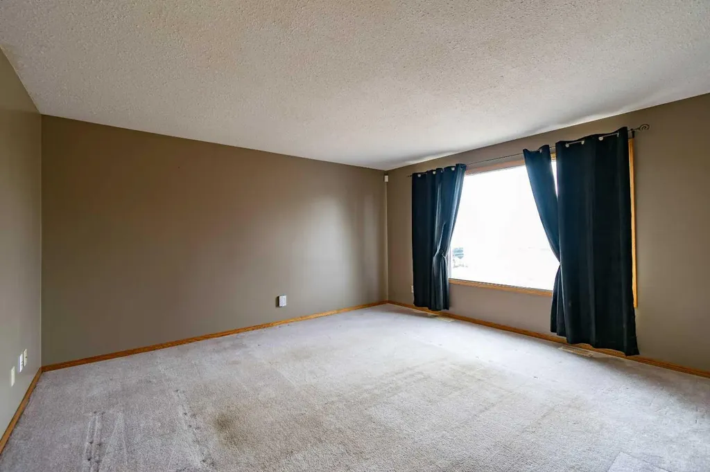 5005 53 Street Castor AB T0C 0X0
