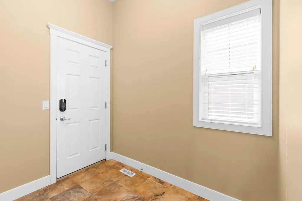 117 Kingsland Court SE Airdrie AB T4A 0E5