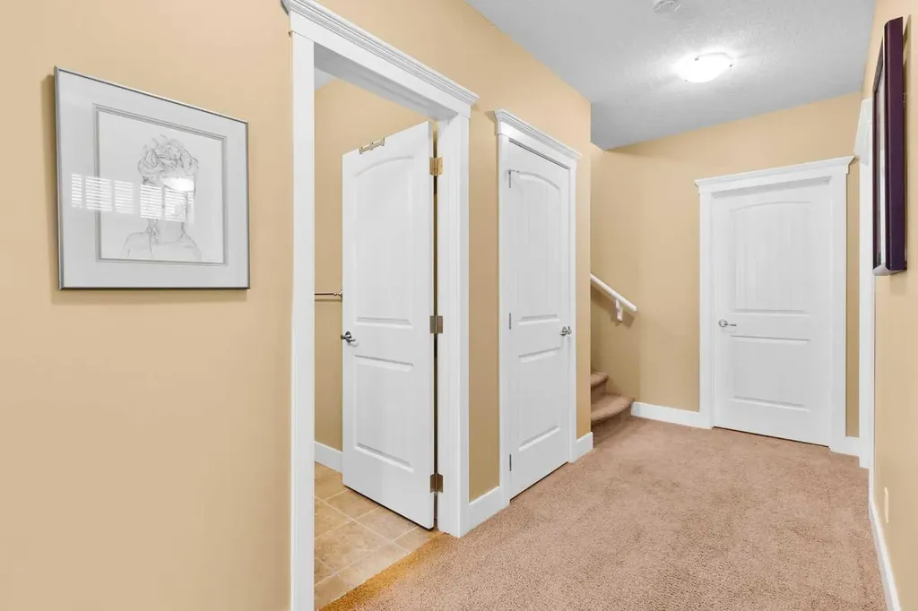 117 Kingsland Court SE Airdrie AB T4A 0E5