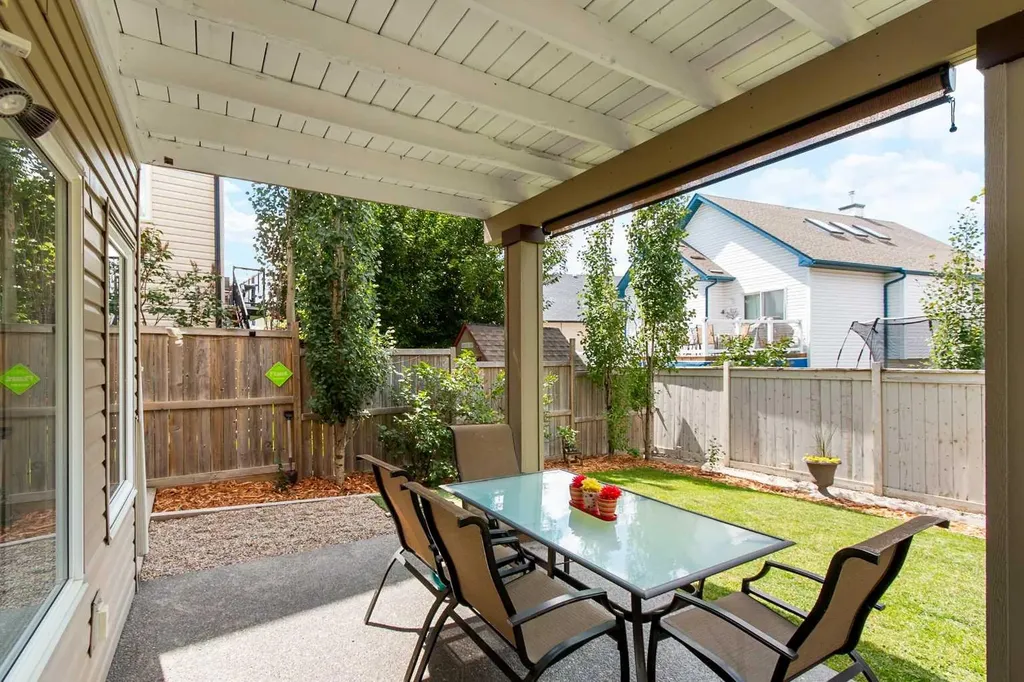 117 Kingsland Court SE Airdrie AB T4A 0E5