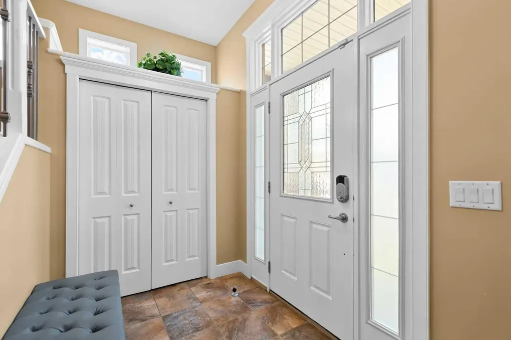 117 Kingsland Court SE Airdrie AB T4A 0E5