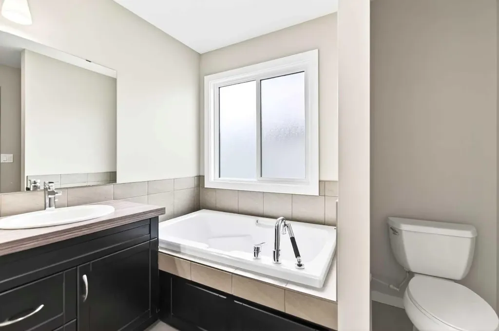 22 Caribou Crescent Red Deer AB T4P0T5