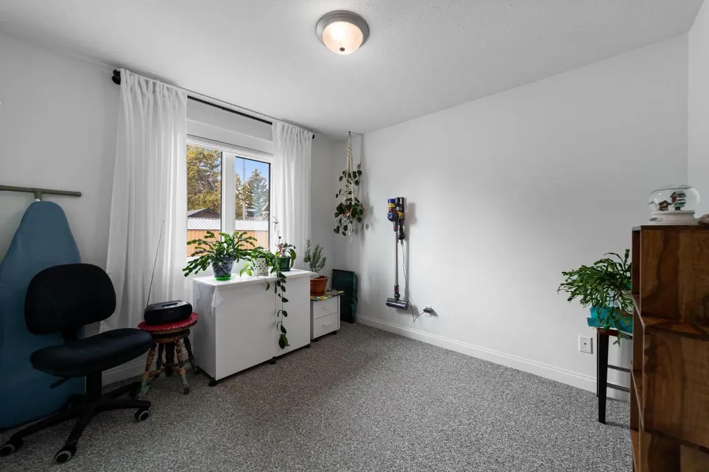 5331 55 Avenue Bashaw AB T0B 0H0
