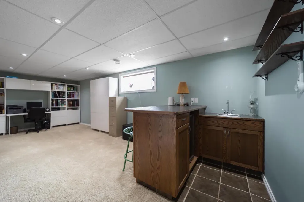 5331 55 Avenue Bashaw AB T0B 0H0