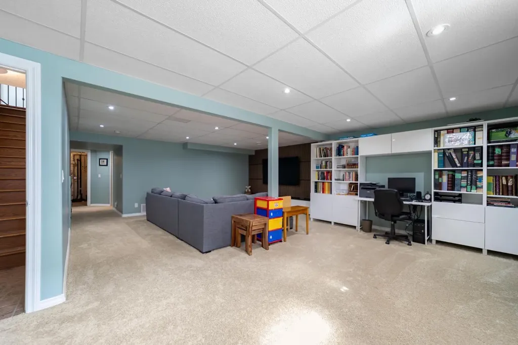 5331 55 Avenue Bashaw AB T0B 0H0