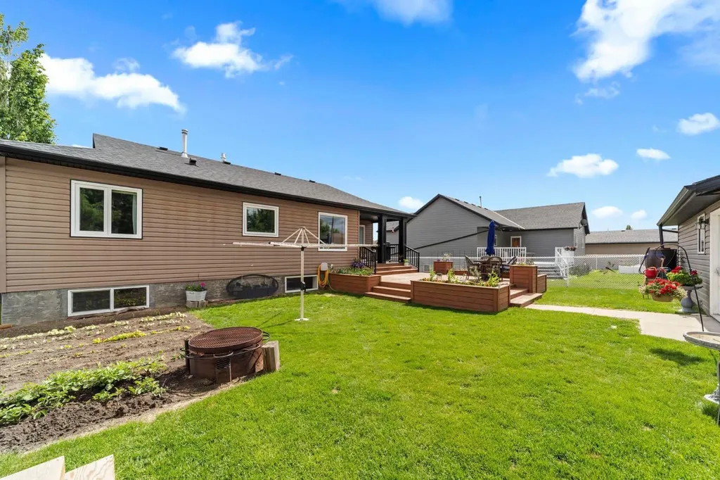 5331 55 Avenue Bashaw AB T0B 0H0