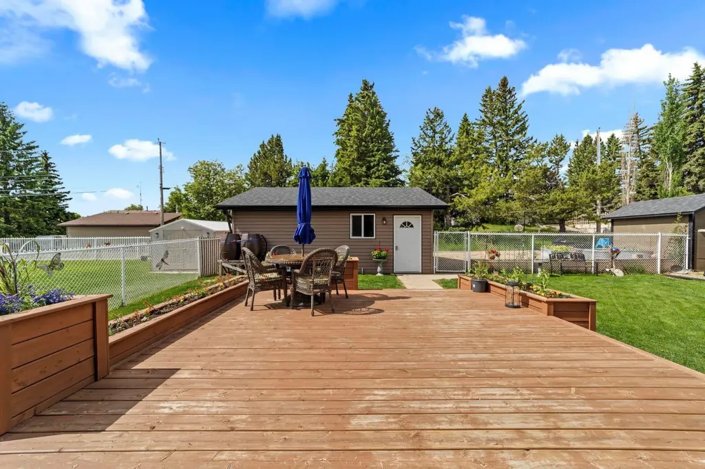 5331 55 Avenue Bashaw AB T0B 0H0