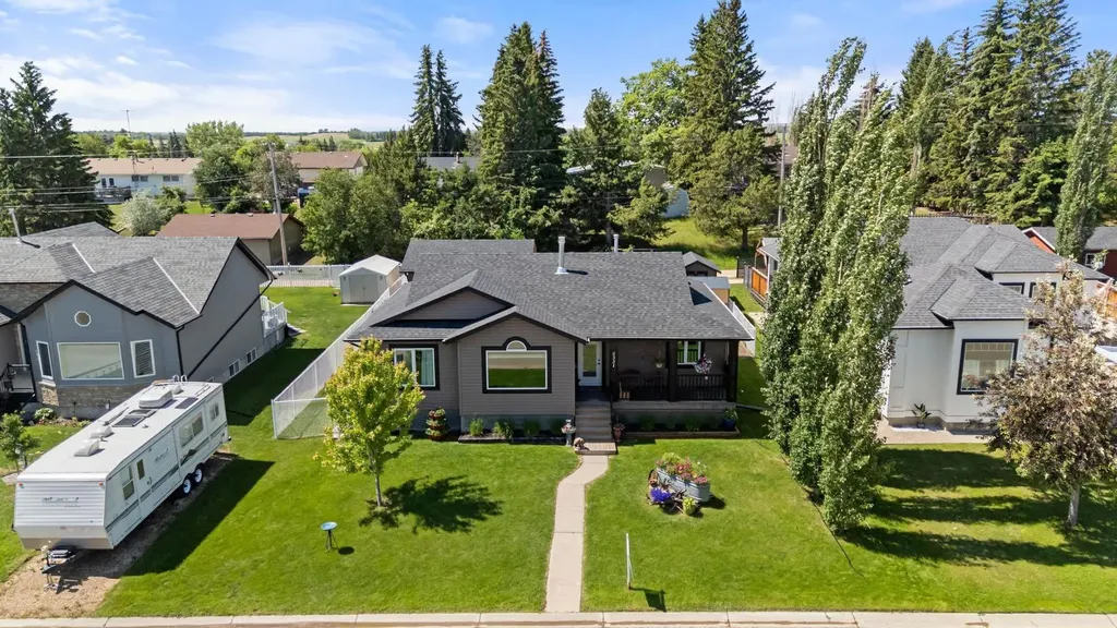5331 55 Avenue Bashaw AB T0B 0H0