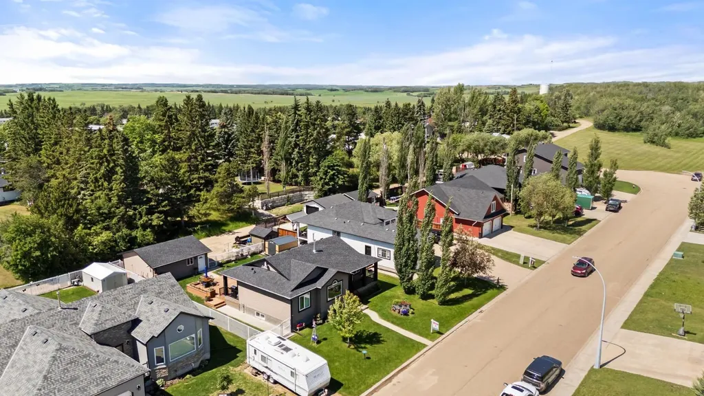 5331 55 Avenue Bashaw AB T0B 0H0