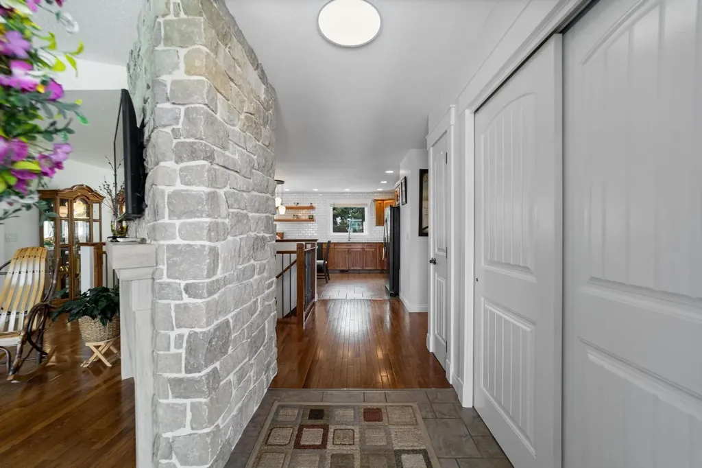 5331 55 Avenue Bashaw AB T0B 0H0