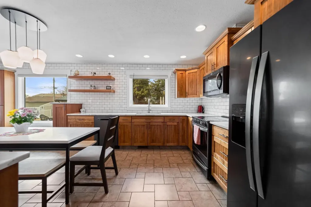 5331 55 Avenue Bashaw AB T0B 0H0