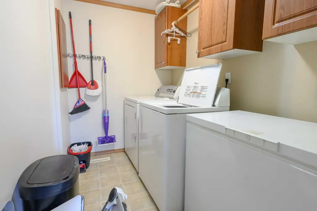 8714 88c Street Grande Prairie AB T8X0C5
