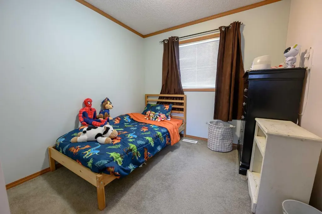 8714 88c Street Grande Prairie AB T8X0C5