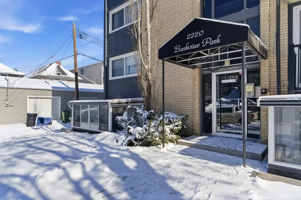 2220 16a Street SW Calgary AB T2T4K3