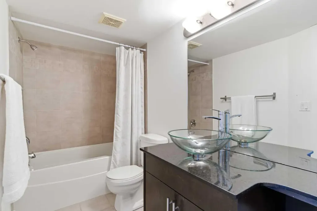 2220 16a Street SW Calgary AB T2T4K3