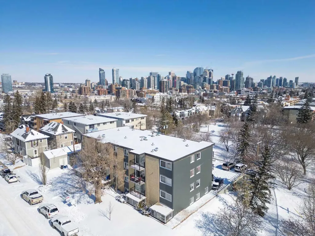 2220 16a Street SW Calgary AB T2T4K3