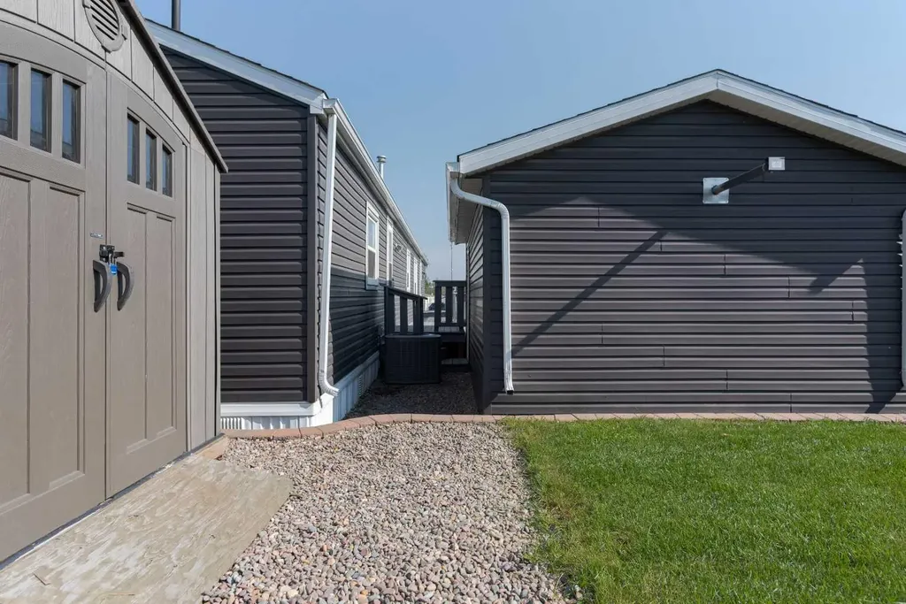 132 Grey Owl Place Fort Mcmurray AB T9H 2P1