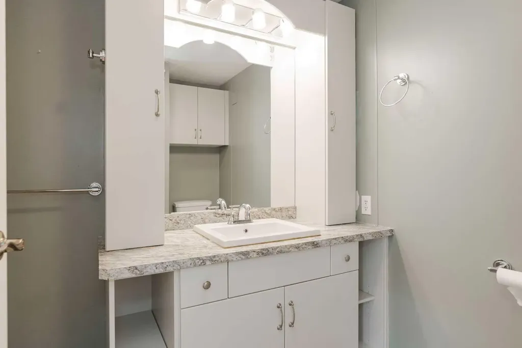 132 Grey Owl Place Fort Mcmurray AB T9H 2P1