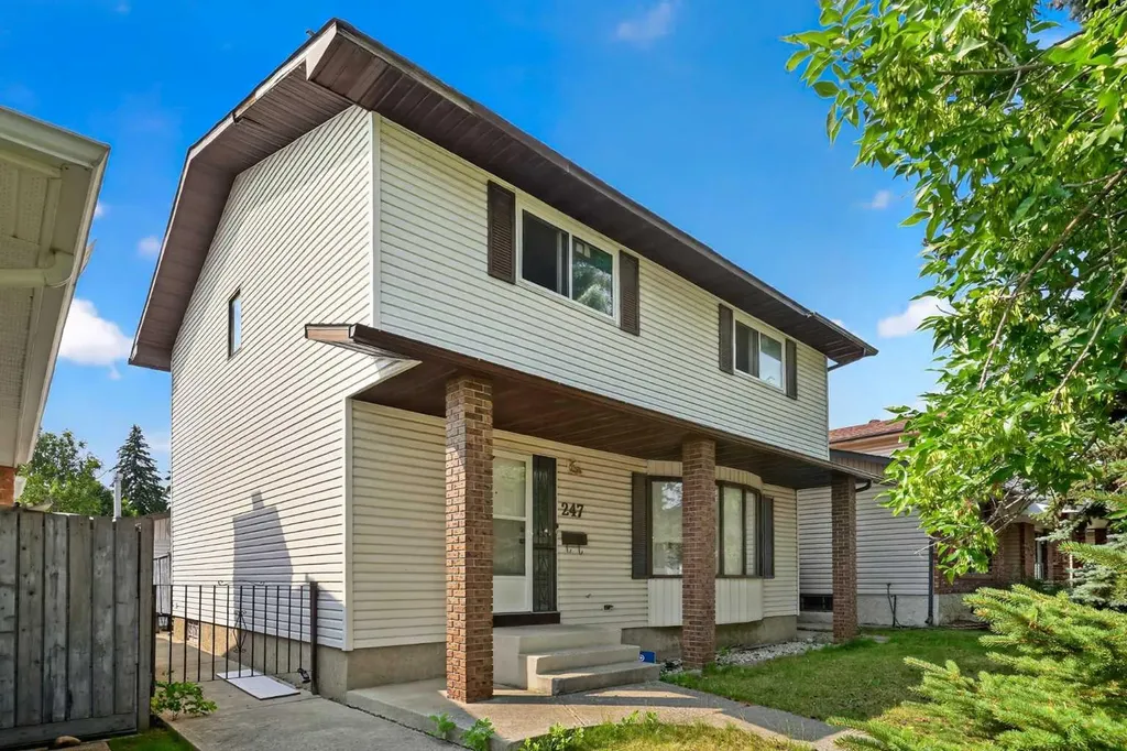247 Templewood Road NE Calgary AB T1Y4B1