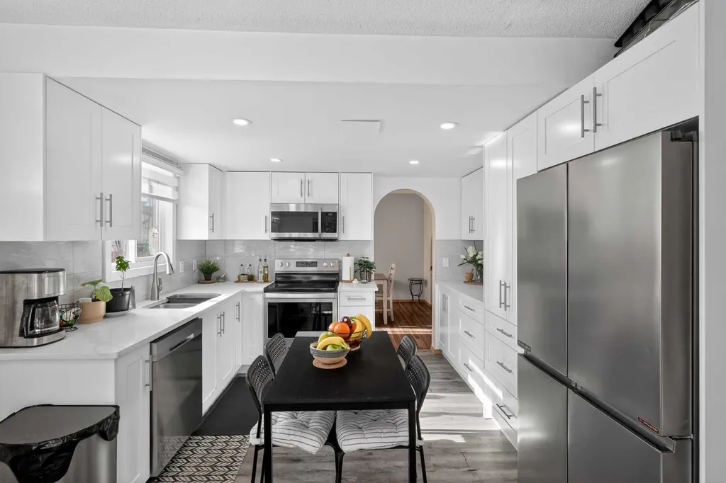 247 Templewood Road NE Calgary AB T1Y4B1