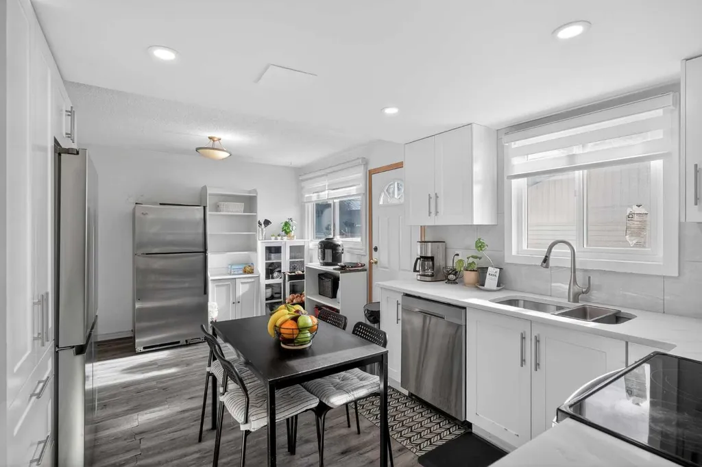247 Templewood Road NE Calgary AB T1Y4B1