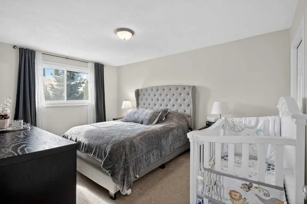 247 Templewood Road NE Calgary AB T1Y4B1