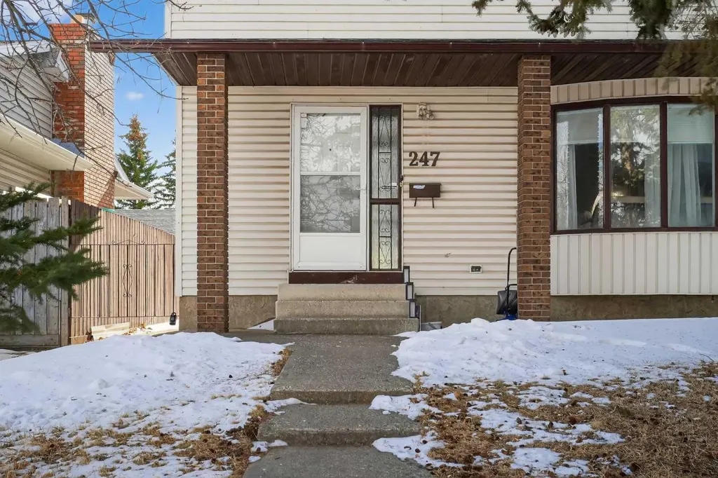 247 Templewood Road NE Calgary AB T1Y4B1