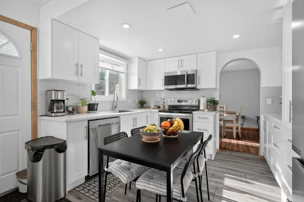 247 Templewood Road NE Calgary AB T1Y4B1
