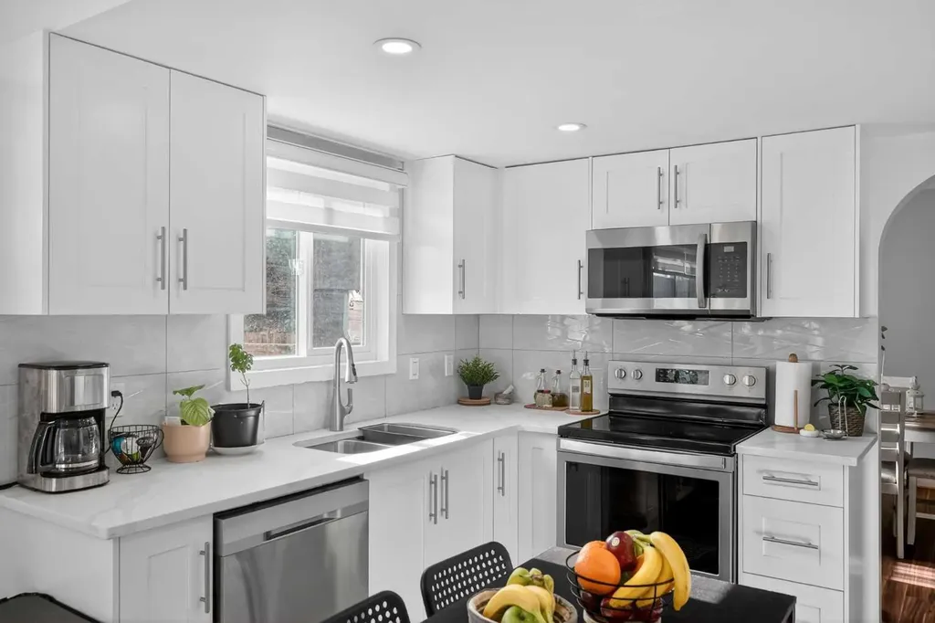 247 Templewood Road NE Calgary AB T1Y4B1