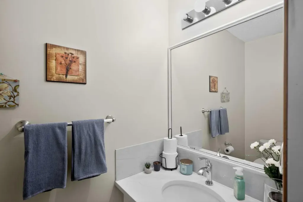 247 Templewood Road NE Calgary AB T1Y4B1