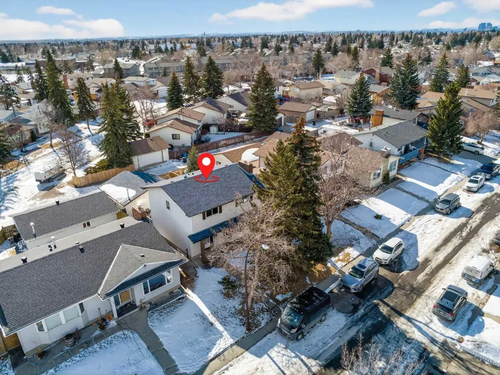 247 Templewood Road NE Calgary AB T1Y4B1