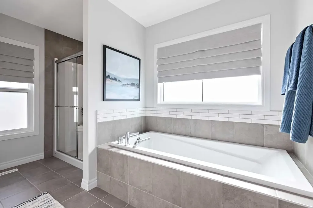 78 Heartwood Villas SE Calgary AB T3S 0R7