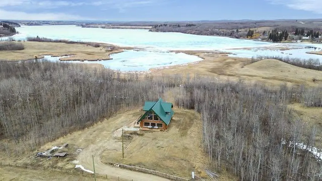 36044 Rr 245 Rural Red Deer County AB T0M 1S0