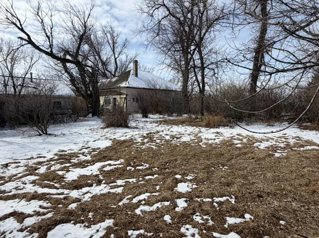 128 7th Avenue Gleichen AB T0J 1N0