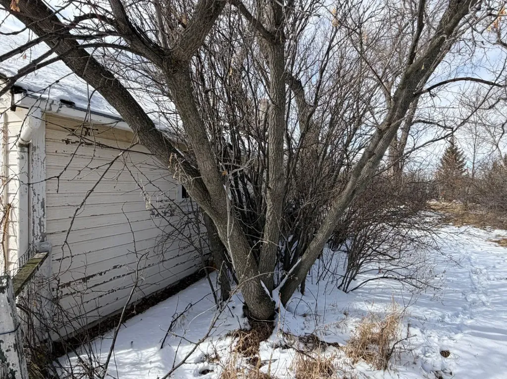 128 7th Avenue Gleichen AB T0J 1N0