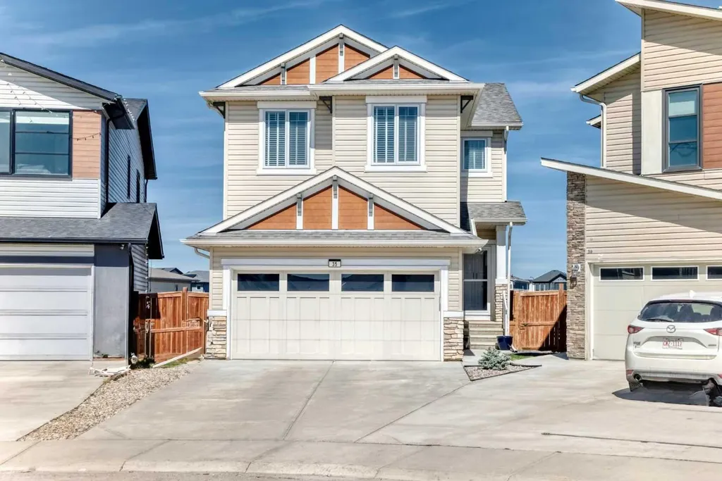 35 Walden Mount SE Calgary AB T2X 0M7