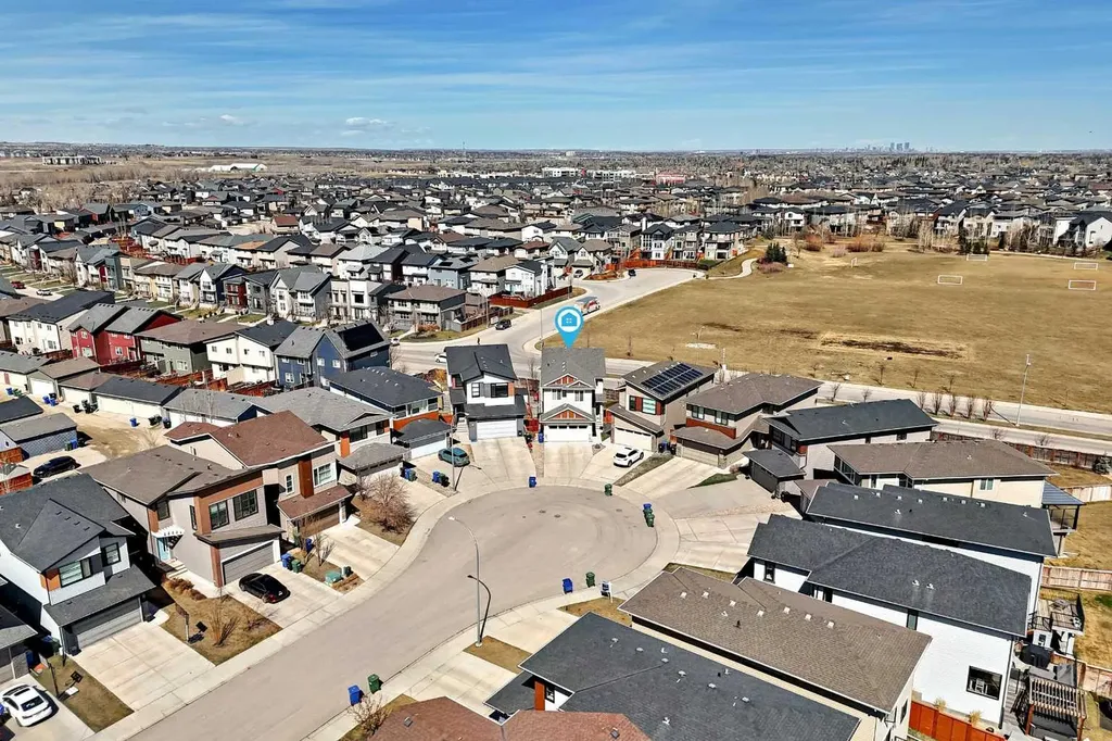 35 Walden Mount SE Calgary AB T2X 0M7