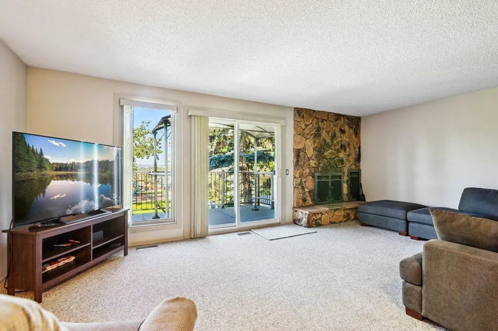 153 Mckinnon Crescent NE Calgary AB T2E7B6
