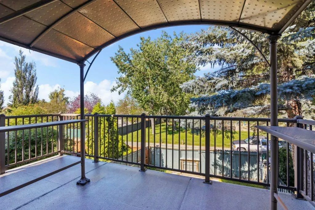 153 Mckinnon Crescent NE Calgary AB T2E7B6
