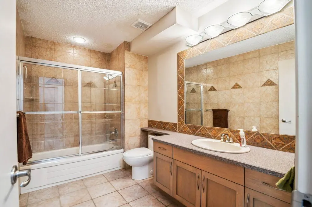 153 Mckinnon Crescent NE Calgary AB T2E7B6