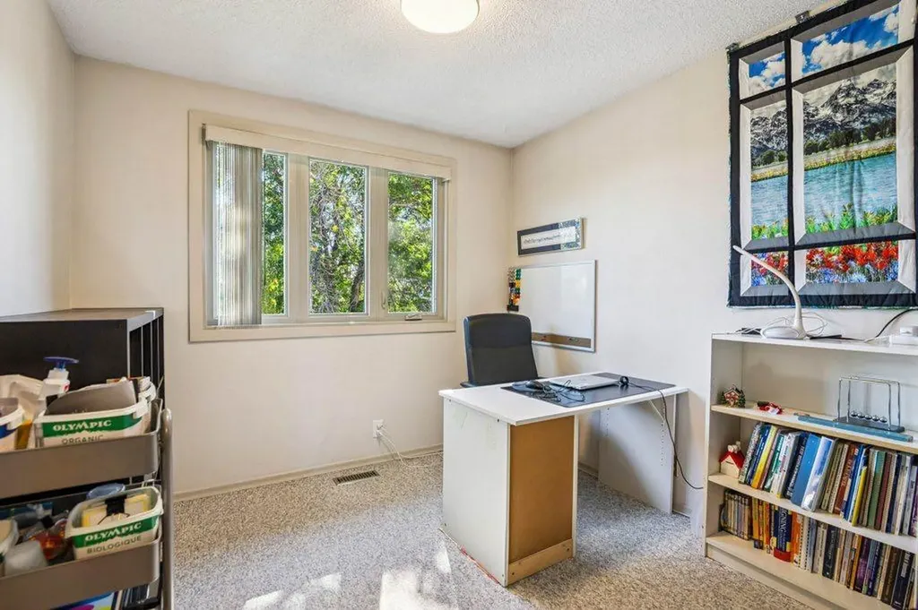 153 Mckinnon Crescent NE Calgary AB T2E7B6