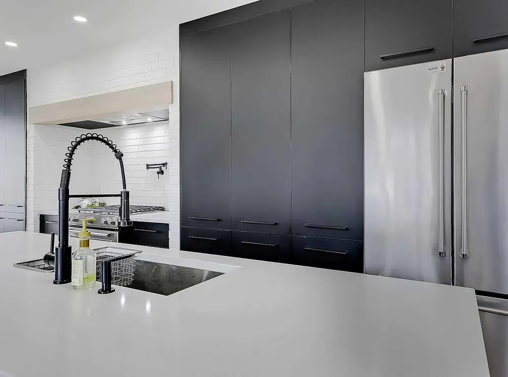 129 Sundown Place SE Calgary AB T2X 3B7