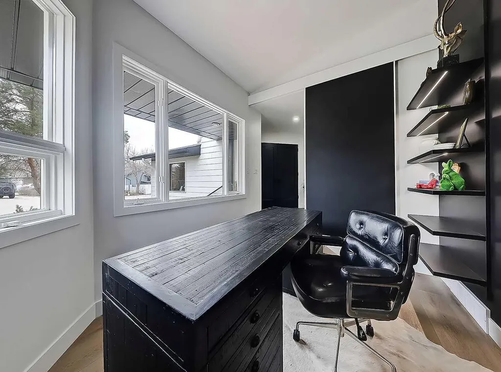 129 Sundown Place SE Calgary AB T2X 3B7